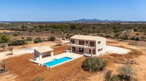 Spectacular newly-built finca with pool and sea views between Es Llombards and Ses Salines