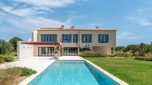 Exclusive newly-built finca with pool and breathtaking sweeping views as far as Cabrera quietly located in Ses Salines