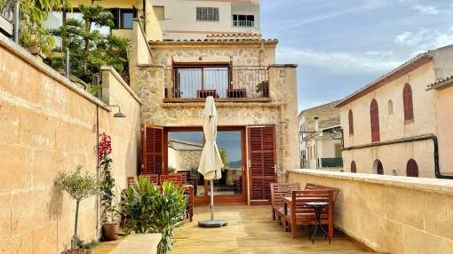 Charming, modernised house with pool and sweeping views in the village of Búger in the heart of Mallorca, available from March 2025