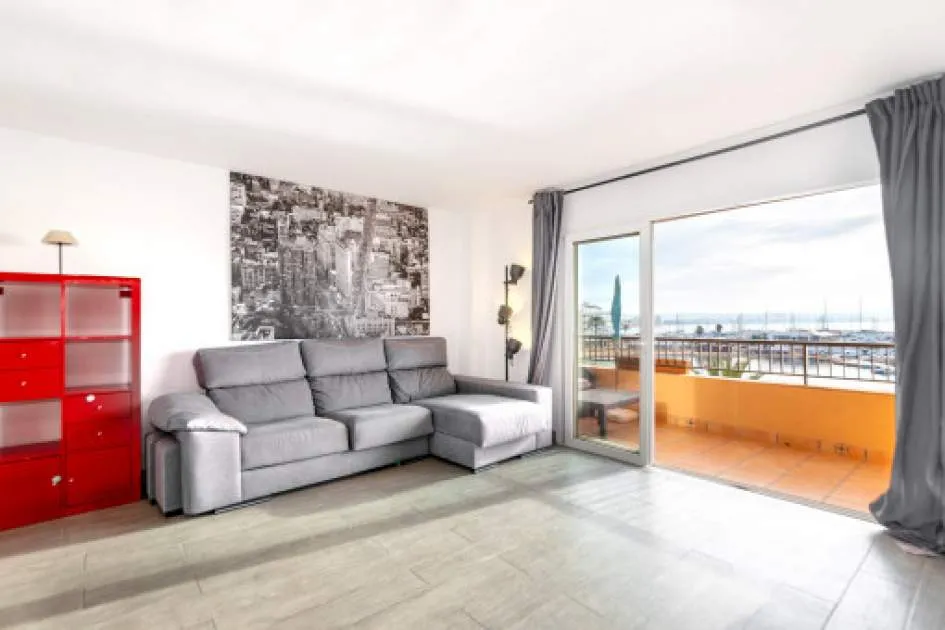 Apartment with breathtaking sea views in Can Pastilla