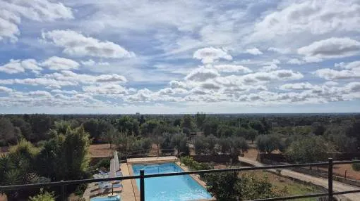 Typically Mallorcan finca with panoramic views and a large pool in Galdent, Llucmajor