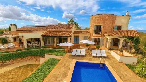 Stylish sea view finca with pool, guest house and privacy in St. Margalida