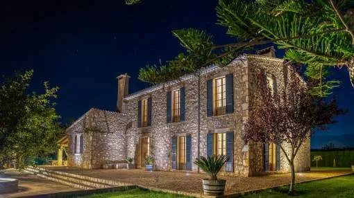 Charming finca renovated in Mallorcan style within walking distance of the village center of Binissalem available from August 2025