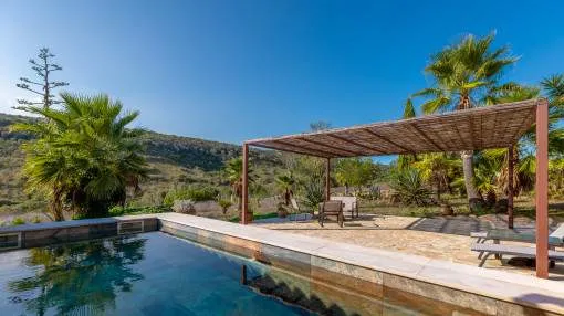 Mediterranean finca near Manacor with the possibility of keeping horses in idyllic surroundings