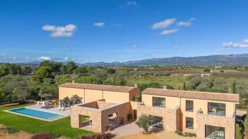 Mediterranean dream home with pool and garage near Santa Maria