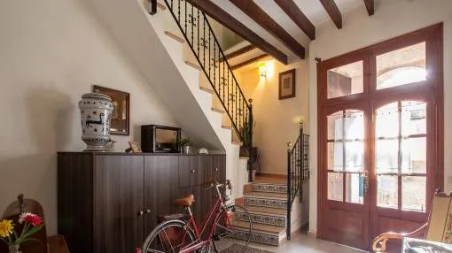 Traditional town house in a prime location in Sineu dating from 1890 Traditional town house in a prime location in Sineu dating from 1890