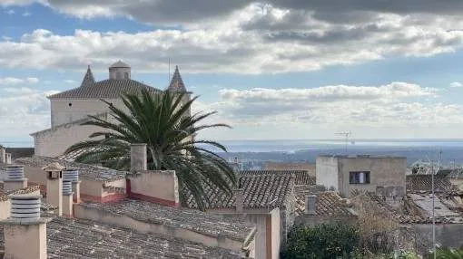 Building plot with fantastic sweeping views in the heart of S'Alqueria Blanca Building plot with fantastic sweeping views in the heart of S'Alqueria Blanca