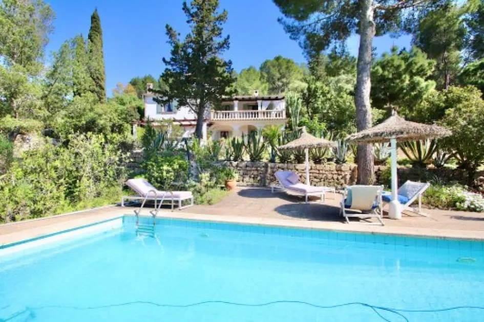 Idyllic, tranquil villa with pool in Port Andratx