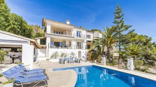 Generously-sized villa with 4 bedrooms, pool and panoramic views in Port d'Andratx