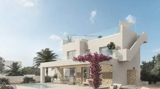 Modern, newly-built villa with pool quietly-situated in Cala Figuera