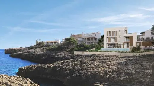 Building plot on the 1st sea line in Portocolom, close to the beach, with an approved construction project