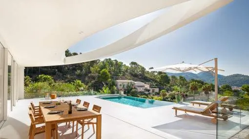 Luxurious, newly-built villa only a few minutes walk from the harbour of Port Andratx Luxurious, newly-built villa only a few minutes walk from the harbour of Port Andratx