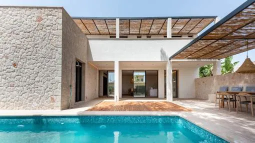 Tasteful newly built villa with stunning sea views, pool and beautiful terrace in S'Amarador