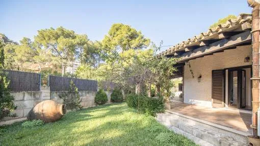 Unique opportunity: Villa with renovation potential in an exclusive residential area in Puerto Pollensa