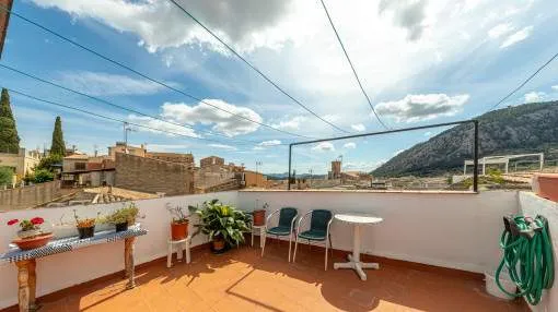 Charming town house with roof terrace and patio with great potential in Pollensa