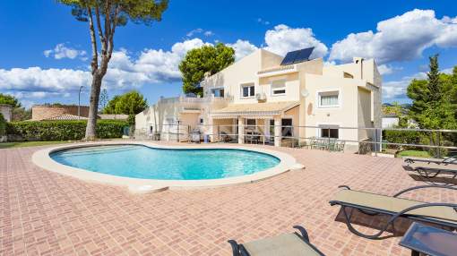 Santa Ponsa - Mediterranean villa with holiday rental licence in top location Santa Ponsa - Mediterranean villa with holiday rental licence in top location