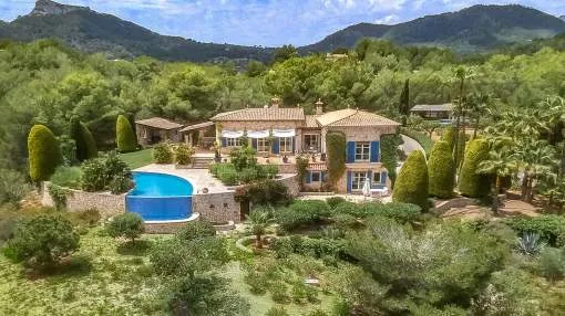Exclusive property with panoramic and sea views in the hills of Vall d'Or Exclusive property with panoramic and sea views in the hills of Vall d'Or