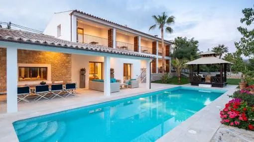 Exceptional contemporary villa in peaceful surroundings in Calvià Exceptional contemporary villa in peaceful surroundings in Calvià