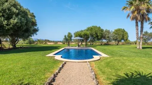 Outstanding finca with sea views in Santa Margalida Outstanding finca with sea views in Santa Margalida