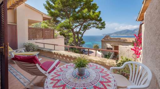 Bright studio penthouse in Sant Elm with splendid views and access to the sea Bright studio penthouse in Sant Elm with splendid views and access to the sea