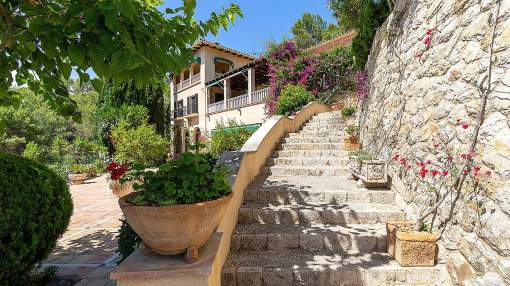 Fantastic villa with magnificent views over Puerto de Andratx harbour Fantastic villa with magnificent views over Puerto de Andratx harbour