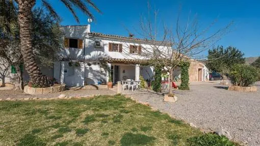 Authentic character country property with potential and holiday rental license in Pollensa