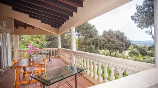 Exceptional finca in Porreres with views over the mountain landscape