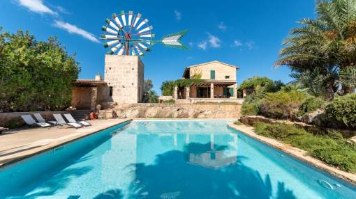 Charming villa in a privileged location Charming villa in a privileged location