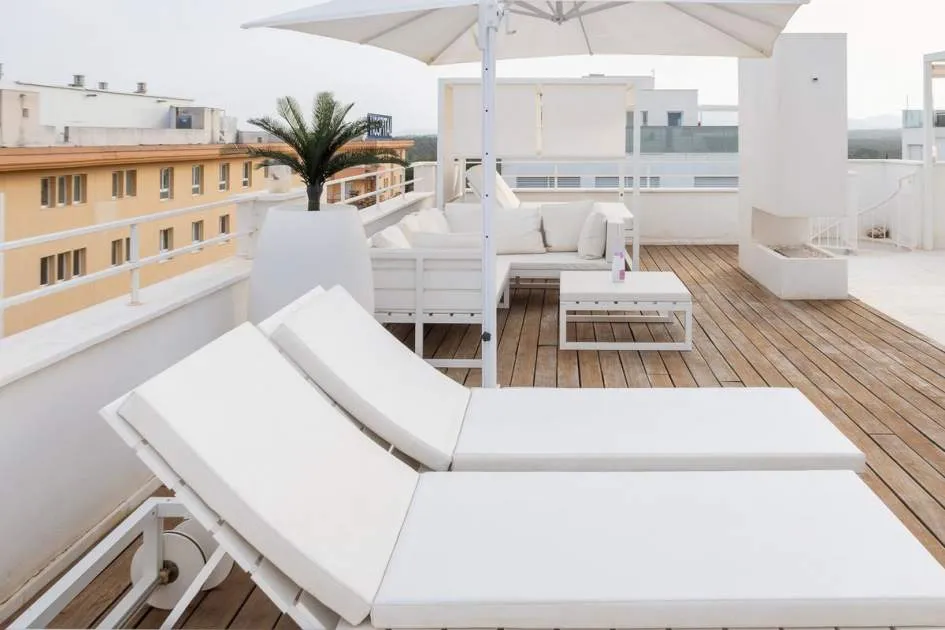 Exclusive penthouse with stunning roof terrace in Porto Cristo