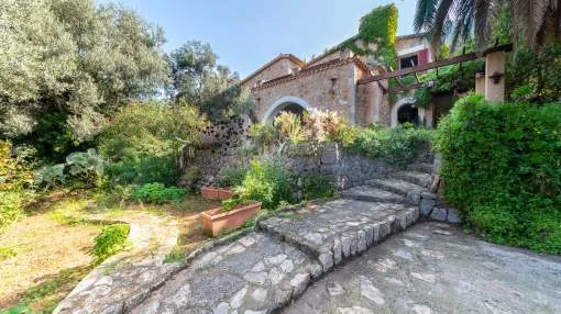 Detached House with Sea Views in Deià on the West Coast of Mallorca. Detached House with Sea Views in Deià on the West Coast of Mallorca.
