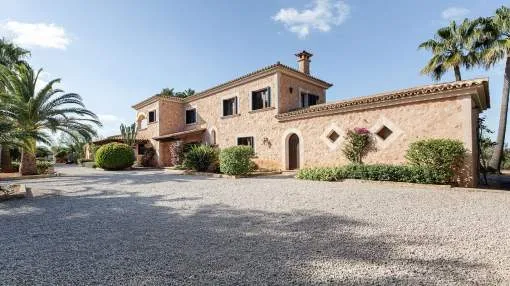 Wonderful and quiet finca just a few minutes drive from the charming village of Santanyí Wonderful and quiet finca just a few minutes drive from the charming village of Santanyí