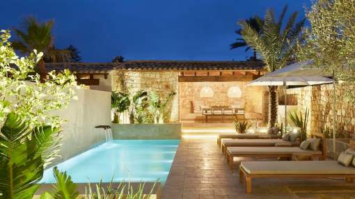 Exceptional townhouse in the centre of Santanyí with private pool Exceptional townhouse in the centre of Santanyí with private pool