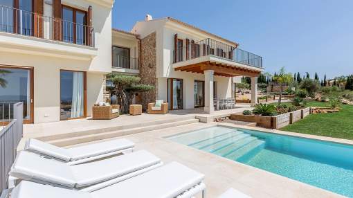 Villa in Son Gual with views across Bay of Palma & the mountains Villa in Son Gual with views across Bay of Palma & the mountains