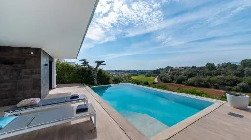 Exclusive new build villa in Establiments with undeveloped, unobstructed view of nature