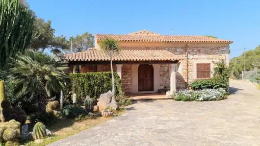 Spectacular rustic style Villa in Cala Figuera