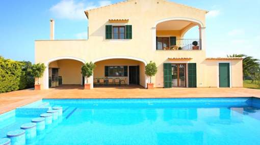 Spacious mansion with 6 bedrooms and swimming pool in the municipality of Felanitx Spacious mansion with 6 bedrooms and swimming pool in the municipality of Felanitx