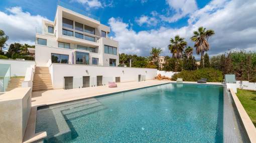 Very exclusive modern penthouse in Ca´s Catalá Very exclusive modern penthouse in Ca´s Catalá