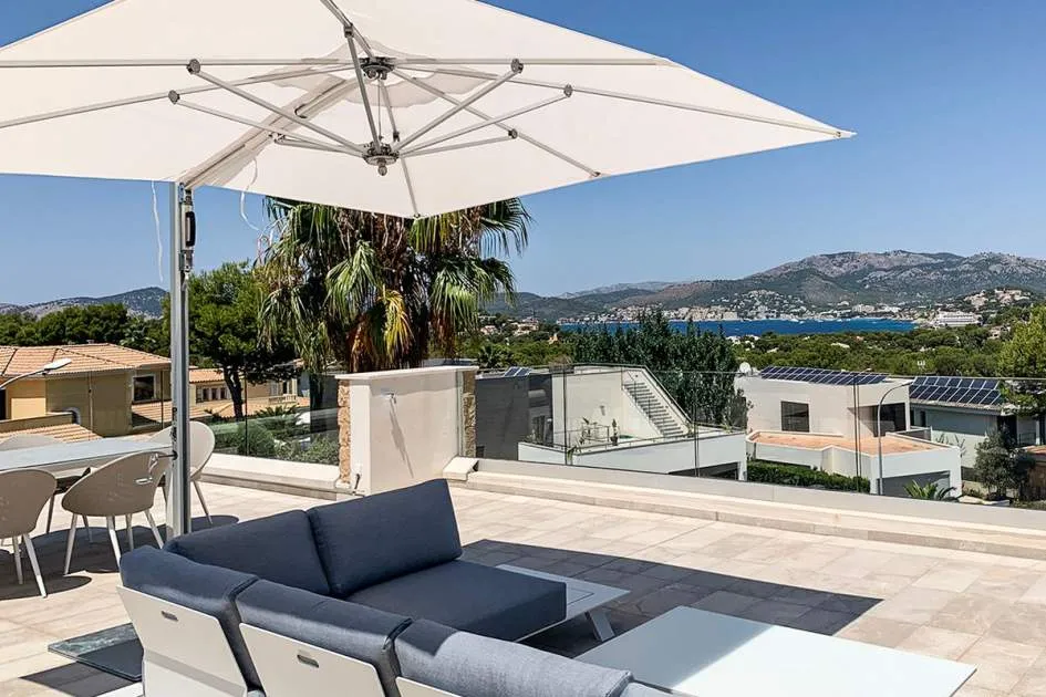 Luxury new built villa overlooking the bay of Santa Ponsa and the mountains