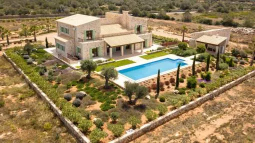 Newly built finca with the latest technology Newly built finca with the latest technology