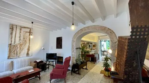 Mallorcan Townhouse from in Biniali Mallorcan Townhouse from in Biniali