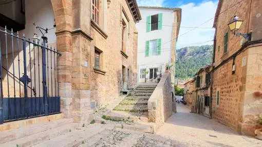 Commercial premises ideally located in Valldemossa. Commercial premises ideally located in Valldemossa.