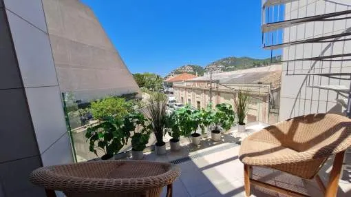 Luxurious penthouse in the center of Puerto de Andratx