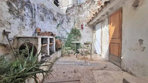 Renovation property in the centre of Campanet