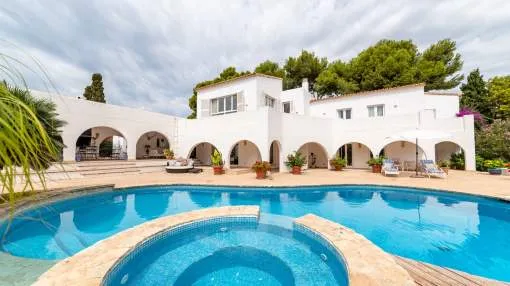 Family villa set in a beautiful garden close to the sea in Sol de Mallorca Family villa set in a beautiful garden close to the sea in Sol de Mallorca