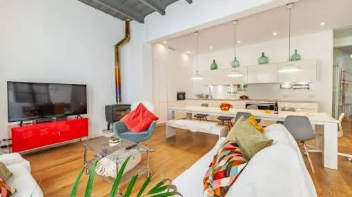 Modern townhouse with pool in the centre of Pollensa Modern townhouse with pool in the centre of Pollensa
