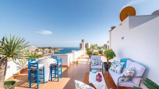 Penthouse with roof terrace and fantastic sea views in San Agustín.