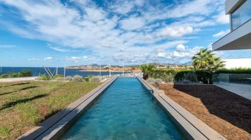 Exclusive new villa with breathtaking views over the port and the Sea
