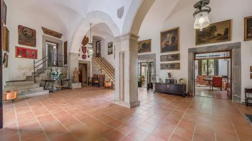Wonderful manor house located in the sought after village of Binissalem Wonderful manor house located in the sought after village of Binissalem