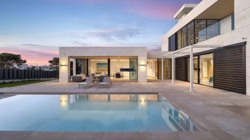 Villa with stunning sea views in Puig de Ros Villa with stunning sea views in Puig de Ros