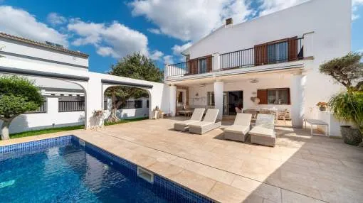 Wonderful town house with pool in Son Carrio Wonderful town house with pool in Son Carrio